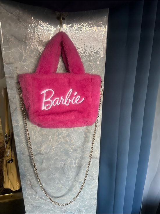 Barbie Handbags - Barbie Pink Furry Bag